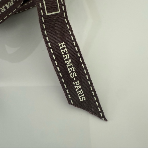 Authentic HERMES Long Ribbon - Picture 4 of 5